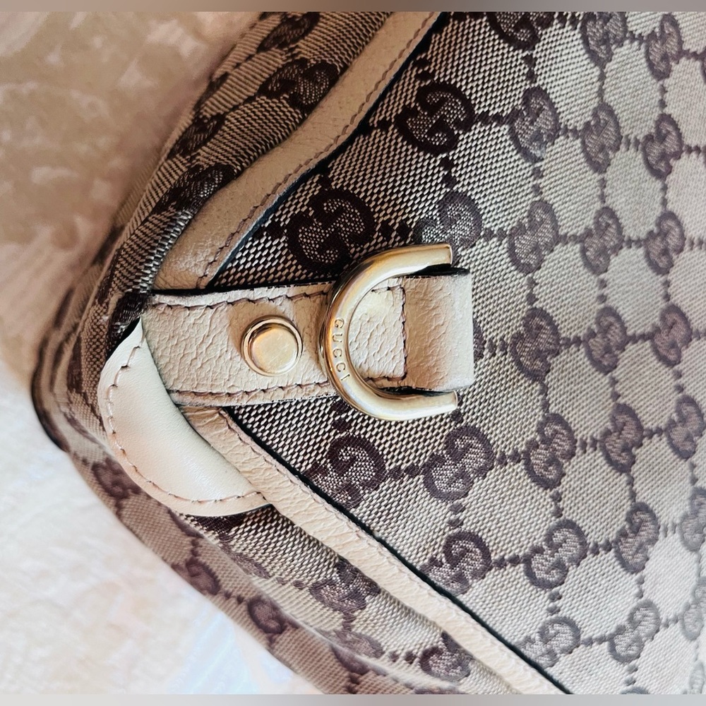 Gucci Beige and Brown GG Canvas Tote. Good condition. Authenticity card provided - Picture 3 of 14